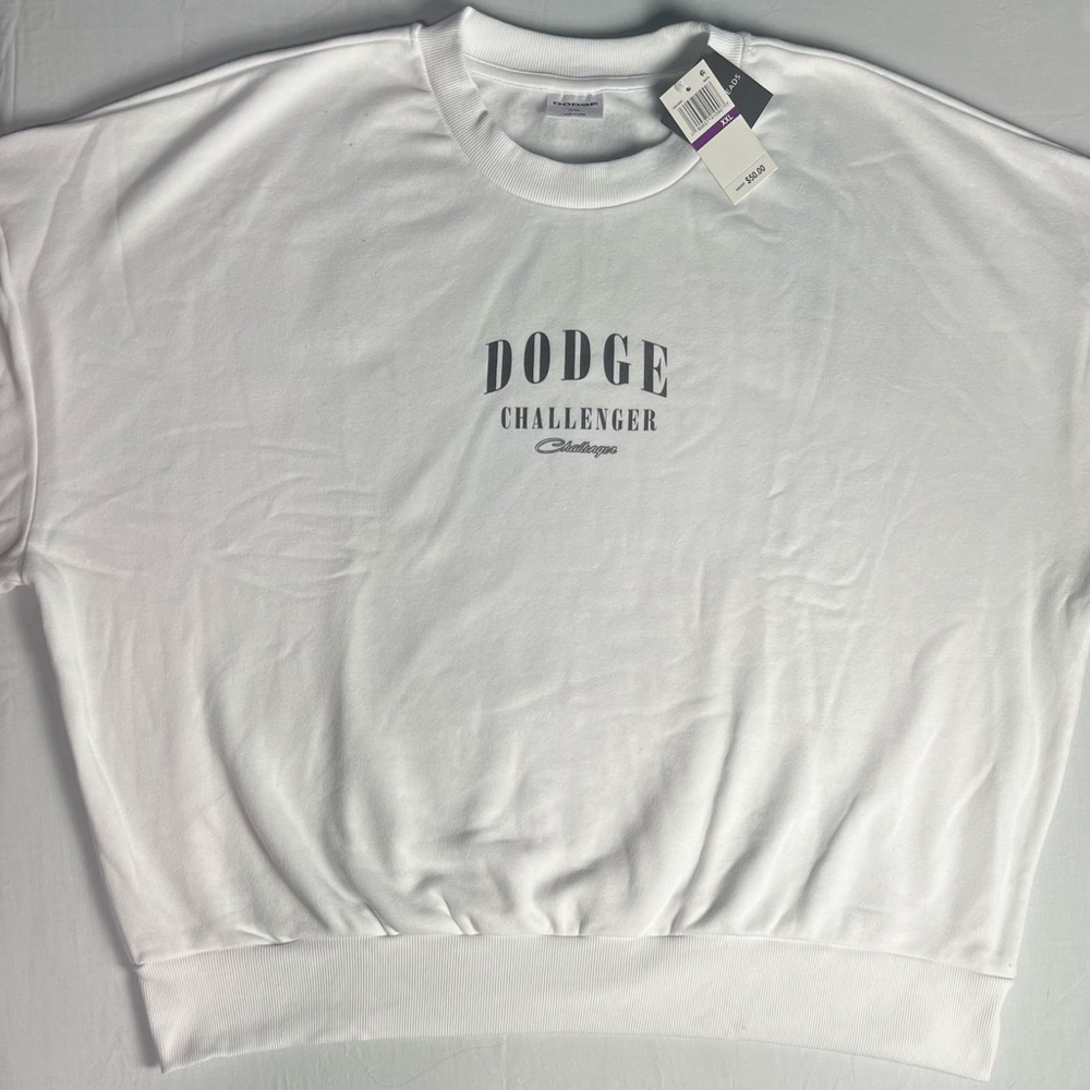 White Dodge Challenger Sweatshirt Men’s XXL